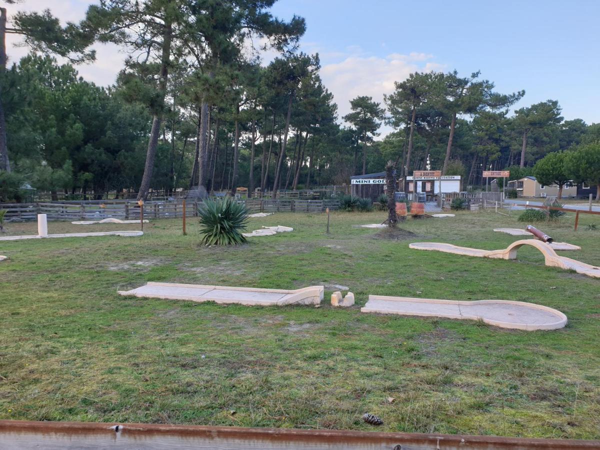Mobil Home 6 Personnes Camping 5 Etoiles วองเดส์ มองตาลิเวต์ ภายนอก รูปภาพ