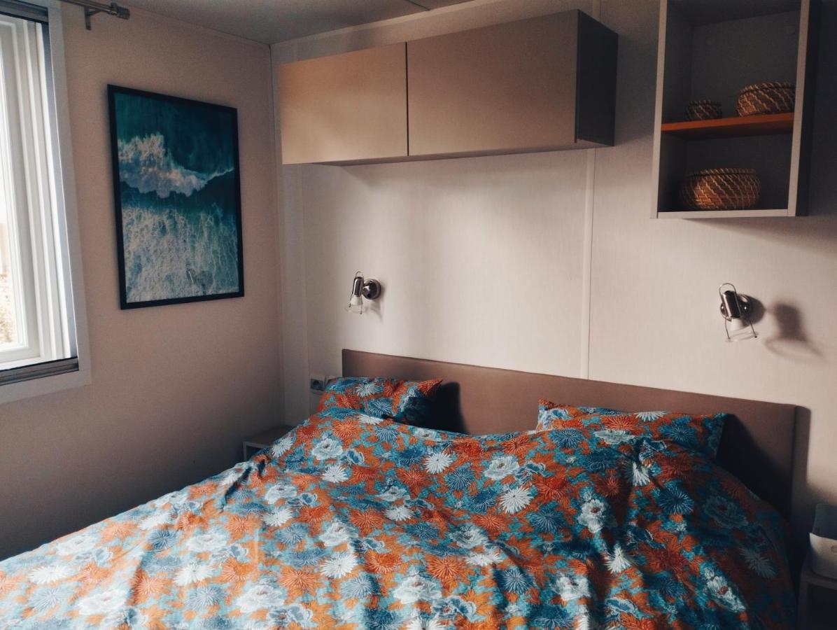 Mobil Home 6 Personnes Camping 5 Etoiles วองเดส์ มองตาลิเวต์ ภายนอก รูปภาพ
